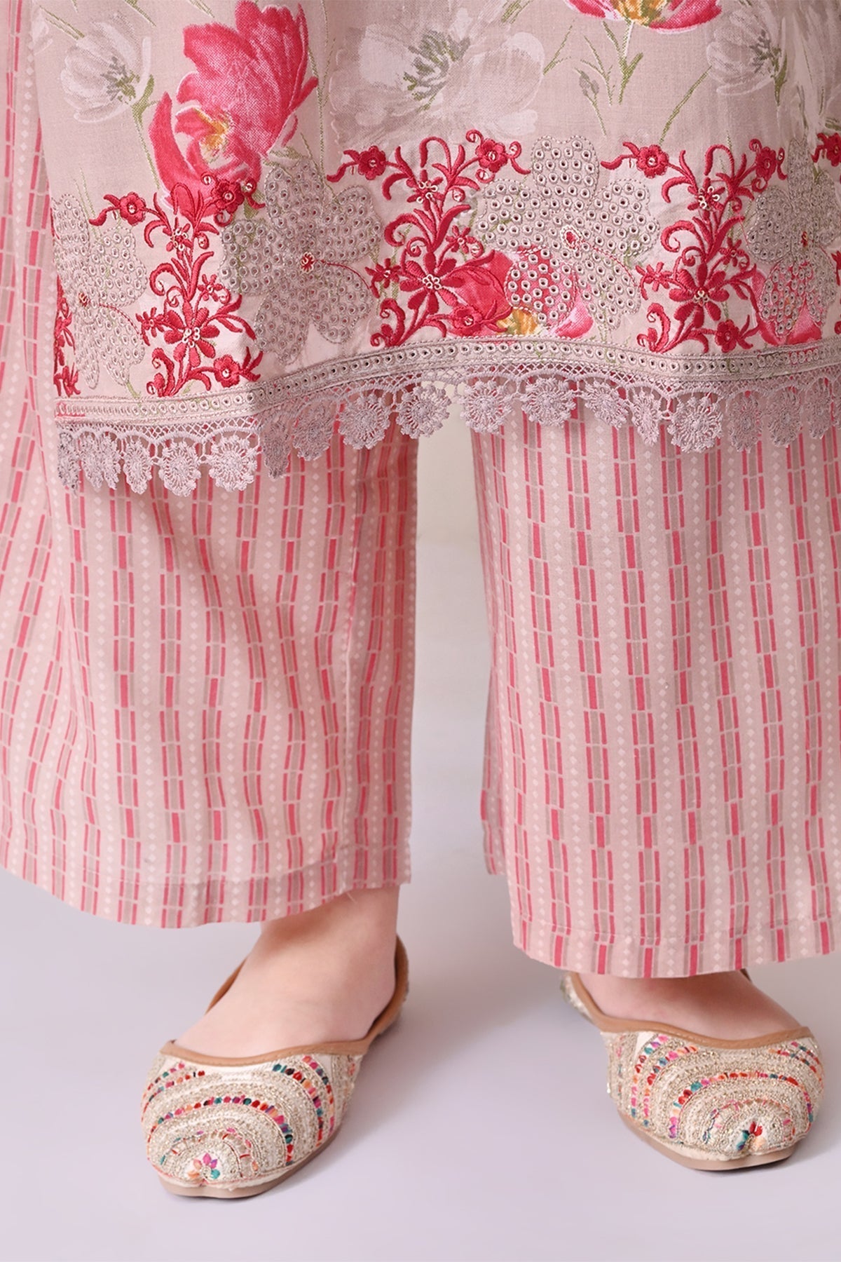 Beige Floral Printed Kurta 3 Pcs Set